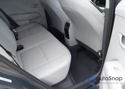 2024 Hyundai Kona Sel z USA, uszkodzony, nr VIN KM8HB3AB2RU088680